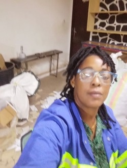 Profil de Evelyne, une femme célibataire de 47 ans à Akwa