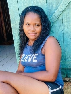 Profil de Denisia, une femme célibataire de 34 ans à Tanambao-Namantoana