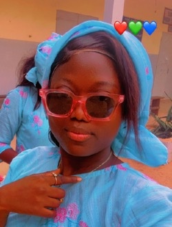 Profil de Rachel, une femme célibataire de 27 ans à Kaolack