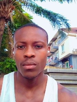 Profil de Jean-Claude, un homme célibataire de 27 ans à Abuja