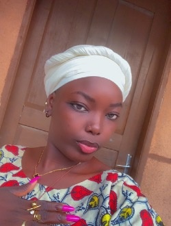 Profil de Féli, une femme célibataire de 22 ans à Cotonou