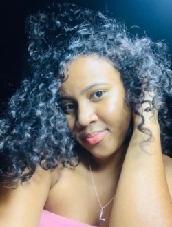 Profil de Lorinda, une femme célibataire de 20 ans à Sambava