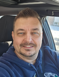Profil de Martin, un homme célibataire de 42 ans à Terrebonne