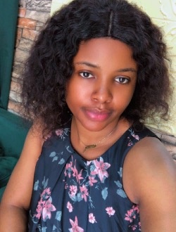 Profil de Celia, une femme célibataire de 28 ans à Douala