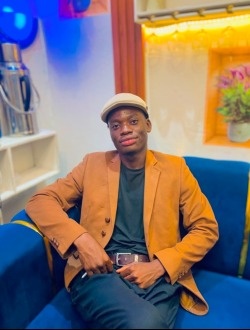 Profil de Osée Panea, un homme célibataire de 23 ans à Kinshasa Nongo