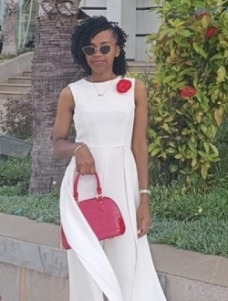 Profil de Fanjava Vola, une femme célibataire de 35 ans à Antananarivo