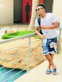 Profil de Lilou, un homme célibataire de 34 ans à Casablanca