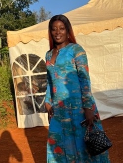 Profil de Myriam, une femme célibataire de 27 ans à Douala