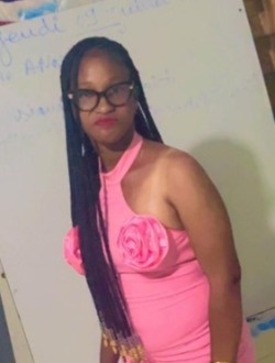 Profil de Rachel, une femme célibataire de 22 ans à Abidjan