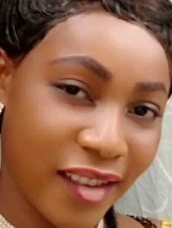 Profil de Vynes, une femme célibataire de 32 ans à Brazzaville