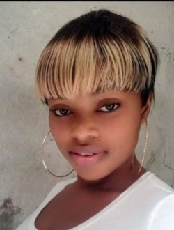 Profil de Marie, une femme célibataire de 33 ans à Abidjan