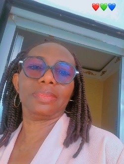 Profil de Gracieuse, une femme célibataire de 53 ans à Yaoundé