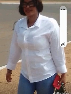 Profil de Tallo Arnaud Frederique, une femme célibataire de 45 ans à Abadjin-Kouté