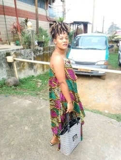 Profil de Vanessa, une femme célibataire de 38 ans à Douala