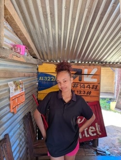 Profil de Manisha, une femme célibataire de 20 ans à Antalaha