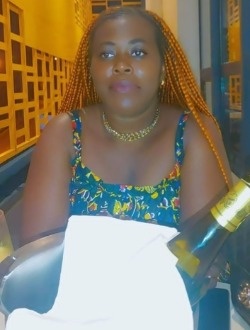 Profil de Paule Cecile, une femme célibataire de 32 ans à Mboa