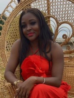Profil de Pangrace, une femme célibataire de 32 ans à Dou-la-Poka