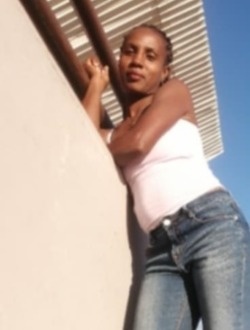 Profil de Olina, une femme célibataire de 27 ans à Sambava