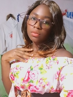 Profil de Florence, une femme célibataire de 25 ans à Yaoundé