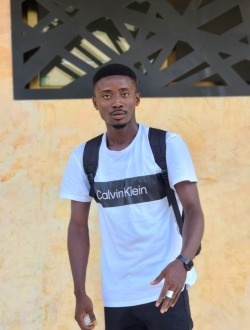 Profil de Christian, un homme célibataire de 27 ans à Abidjan