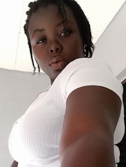 Profil de Françoise, une femme célibataire de 27 ans à Cocody