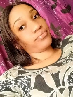 Profil de Schelmy, une femme célibataire de 28 ans à Pointe-Noire