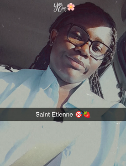 Profil de Eve Lisette, une femme célibataire de 23 ans à Lyon