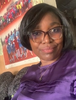 Profil de Julienne Mireille, une femme célibataire de 46 ans à Yaoundé