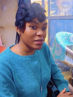 Profil de Damaris, une femme célibataire de 29 ans à Yaoundé