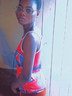 Profil de Olga, une femme célibataire de 23 ans à Cotonou