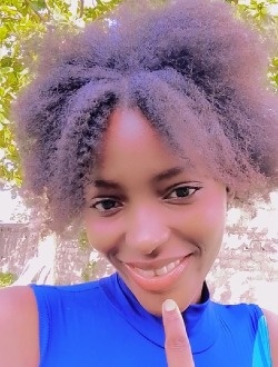 Profil de Princilia, une femme célibataire de 20 ans à Abaga