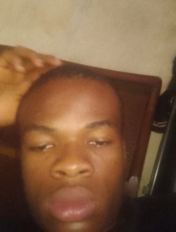 Profil de Patrick, un homme célibataire de 19 ans à Port Harcourt