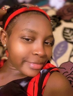 Profil de Ange, une femme célibataire de 23 ans à Douala