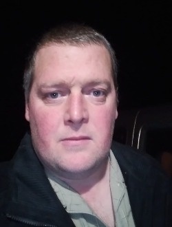 Profil de Alex, un homme célibataire de 44 ans à Le Havre