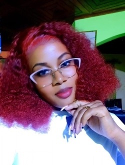Profil de Iris Kamila, une femme célibataire de 22 ans à Douala
