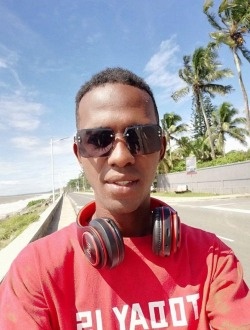 Profil de Nyrinah, un homme célibataire de 28 ans à Toamasina
