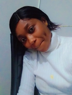Profil de Emyy, une femme célibataire de 37 ans à Nkourom-Centre