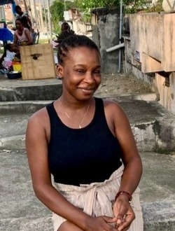 Profil de Schekina, une femme célibataire de 25 ans à Abidjan
