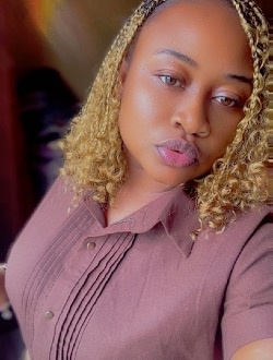 Profil de Darylo, une femme célibataire de 27 ans à Yaoundé