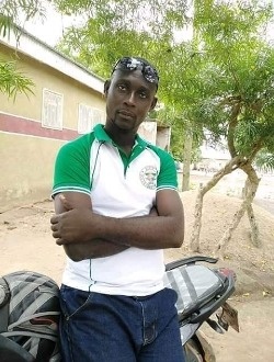 Profil de Yeboua Ange Alex, un homme célibataire de 40 ans à Zuénoula