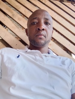 Profil de Yanick, un homme célibataire de 40 ans à Douala