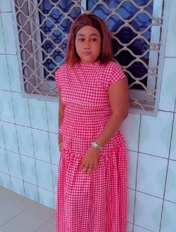 Profil de Leticia, une femme célibataire de 30 ans à Douala