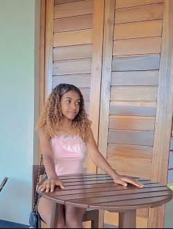 Profil de Juliane, une femme célibataire de 18 ans à Toamasina