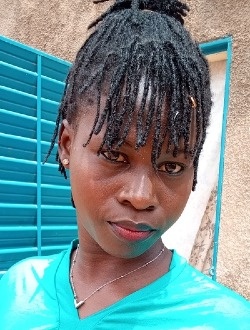 Profil de Élu De Dieu, une femme célibataire de 31 ans à 1200 Logements