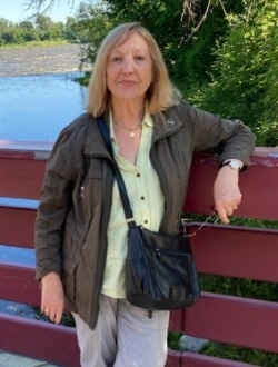 Profil de Isabelle, une femme célibataire de 77 ans à Laval