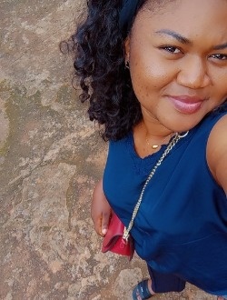 Profil de Jordana, une femme célibataire de 28 ans à Yaoundé