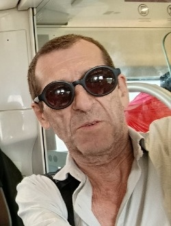 Profil de Christian, un homme célibataire de 61 ans à Quimper