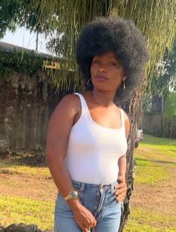 Profil de Merveille, une femme célibataire de 30 ans à Douala