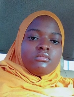 Profil de Aïcha, une femme célibataire de 23 ans à Parakou
