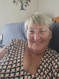 Profil de Aliette, une femme célibataire de 72 ans à Médis